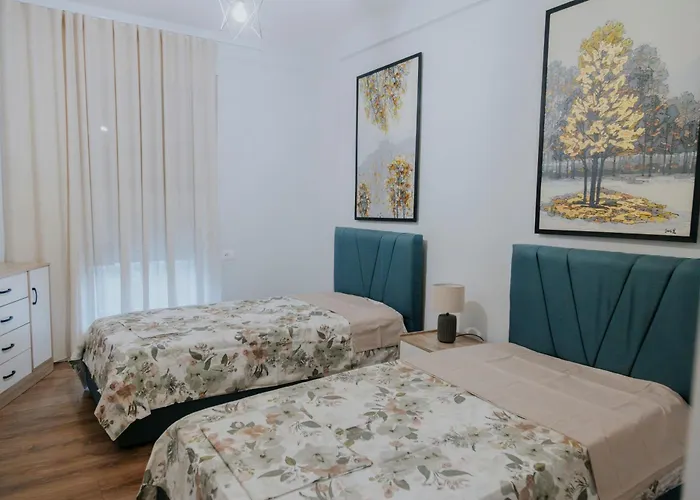 Modern 2-bedroom In The Heart Of