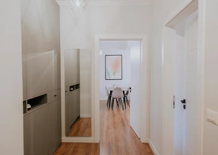 Modern 2-bedroom In The Heart Of Appartement