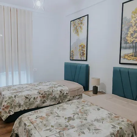 Modern 2-bedroom In The Heart Of